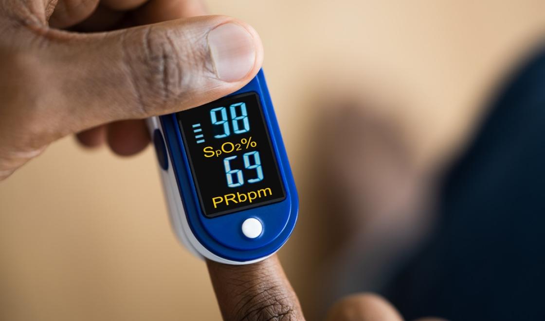 An image of a finger in an oximeter